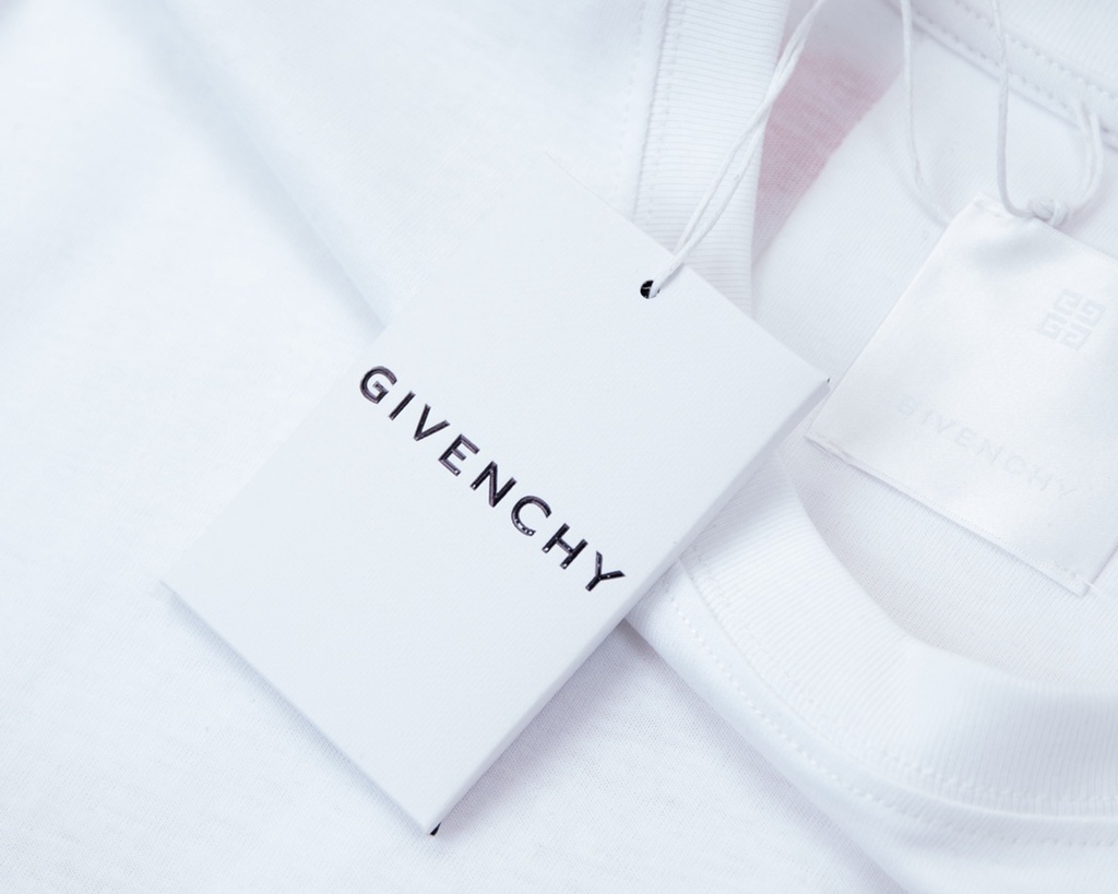 Givench* T-shirt